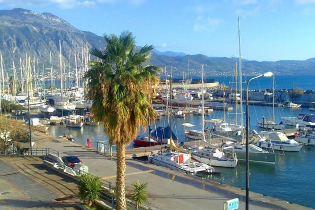 Stylish River Flat, Near The Center And The Beach Lejlighed Kalamata Eksteriør billede